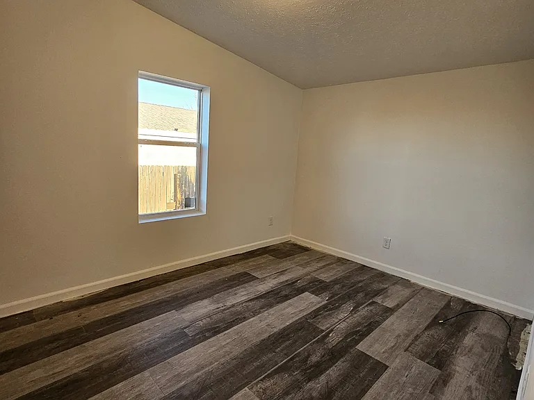 14779 Mustang Ln — Photo 3