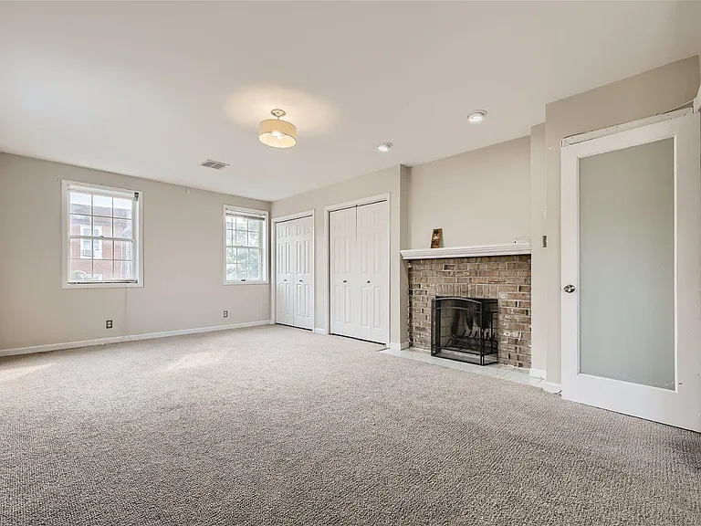1200 Riverside Ave — Photo 27