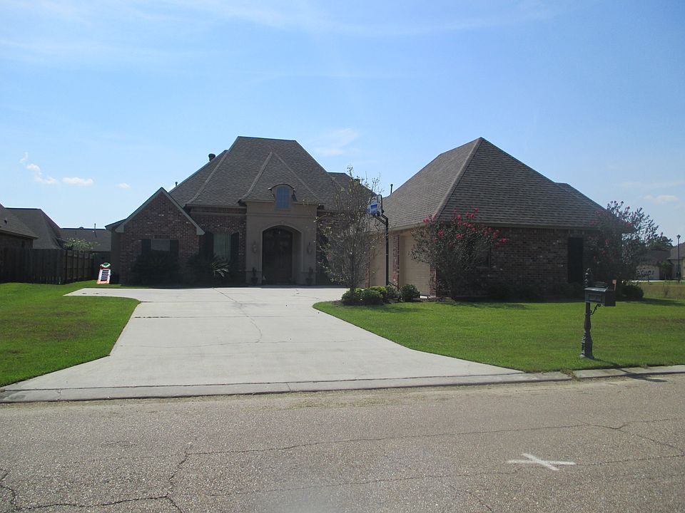 1st image of 19897 Stonehill Drive