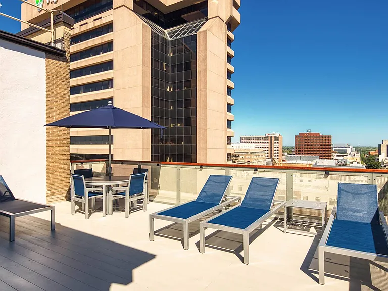 Rooftop Lounge