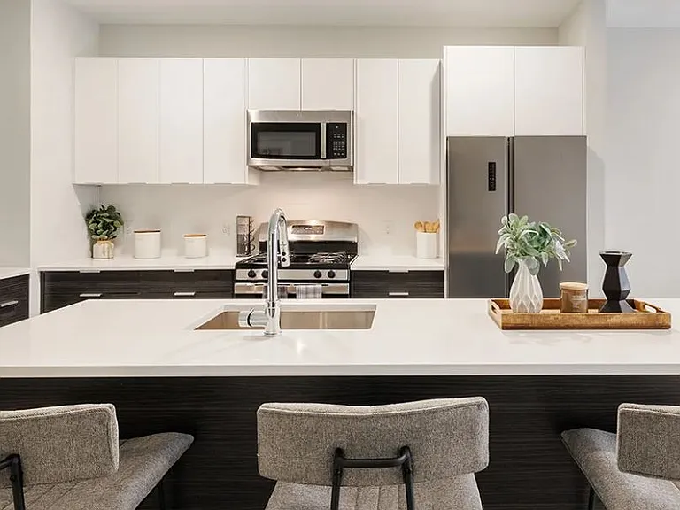 Legacy Lofts — Photo 1