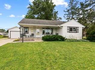 715 Country Club Rd, Sauk Centre, MN 56378