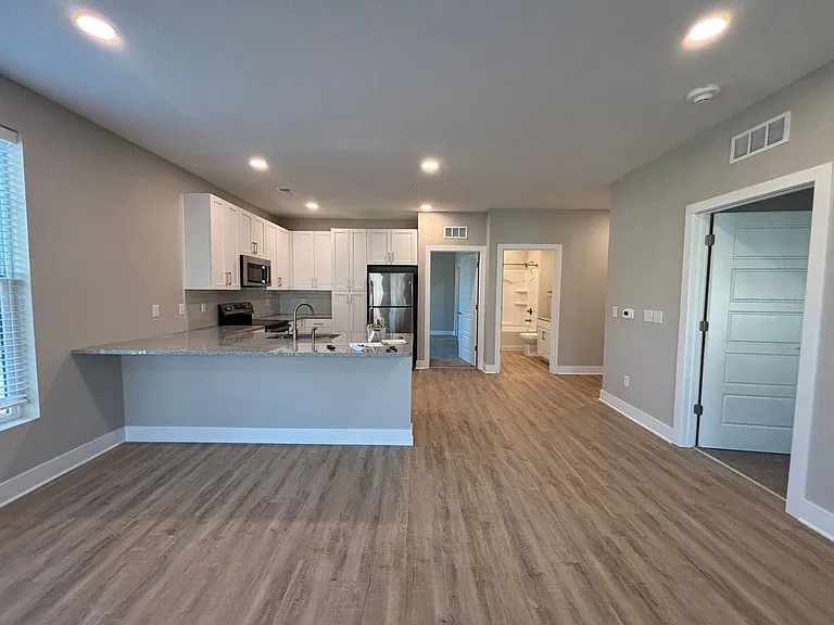 5808 Nall Ave — Photo 64