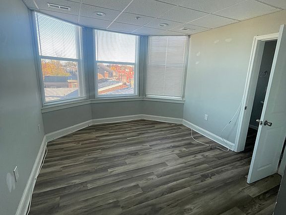 5th image of 17 W Marshall St #208