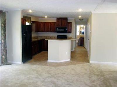 4th image of 151 Morgan Ln