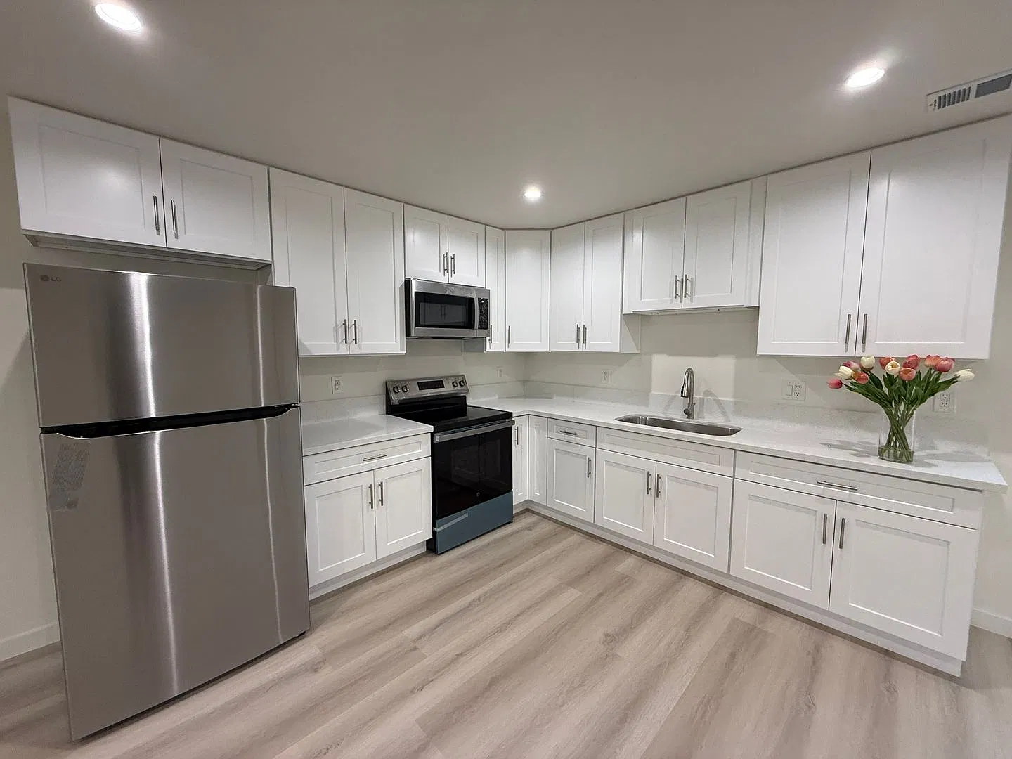Owensmouth Properties — Photo 3