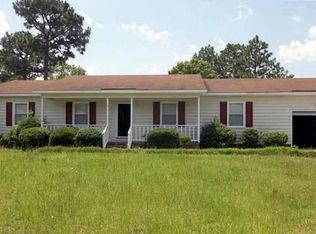 3708 Colorado Dr, Hope Mills, NC 28348