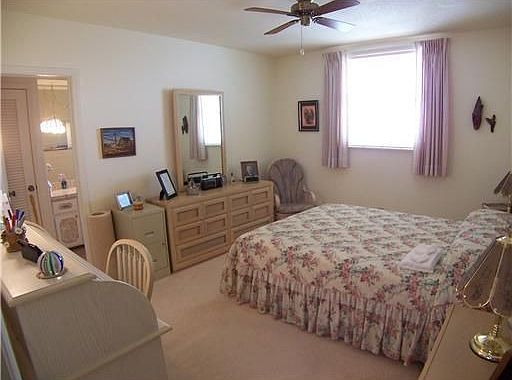 5th image of 1 S Lakeside Dr APT D6