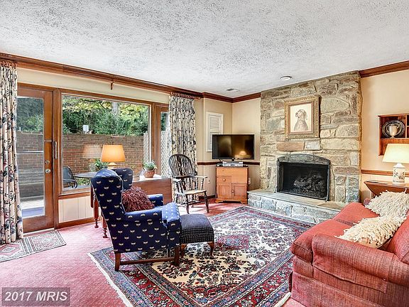4th image of 5201 Crown St #1