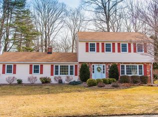 45 Foxwood Ct, Cheshire, CT 06410