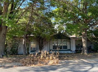 6308 S Highland Cir, Haltom City, TX 76117