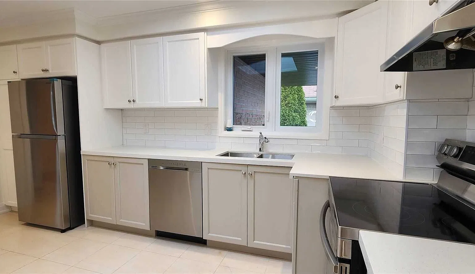 5 bed, 1100 sqft, $5,450 — Photo 2