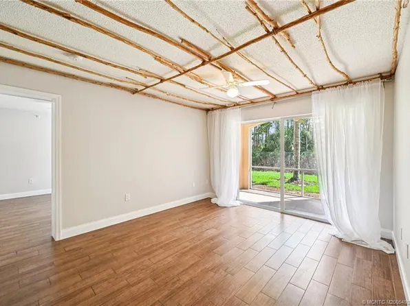 3673 NW Adriatic Ln, Jensen Beach, FL 34957