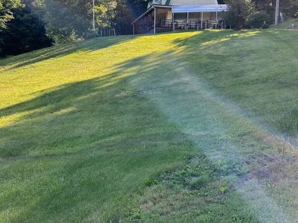 417 Clearview Rd, Hustonville, KY 40437