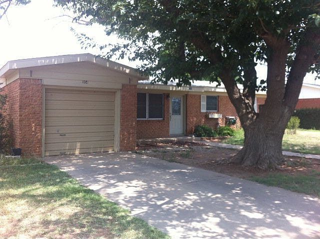2nd image of 904 NW 13th St
