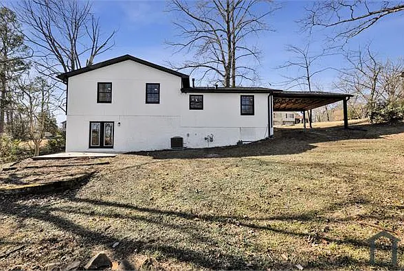 3913 Rock Ridge Rd — Photo 8