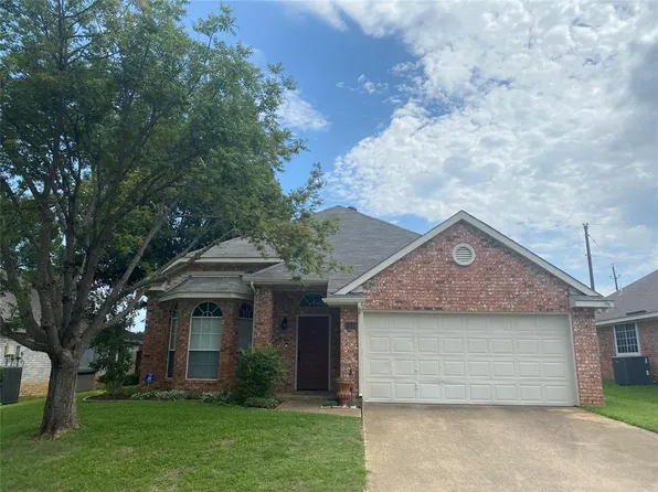 1803 Autumn Ridge Ln, Grapevine, TX 76051