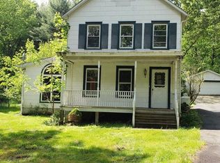 110 Heaters Hill Rd, Matamoras, PA 18336