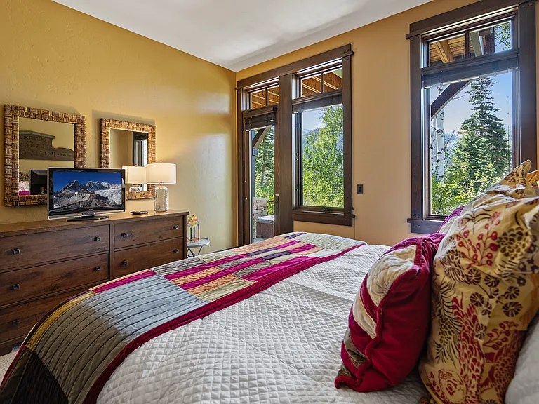 8895 Empire Club Dr — Photo 22