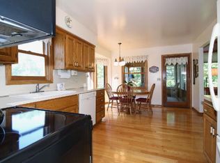 3912 Natureview Cir, Robbinsdale, MN 55422