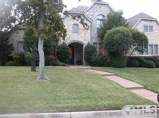 203 Skyline Dr, Trophy Club, TX 76262