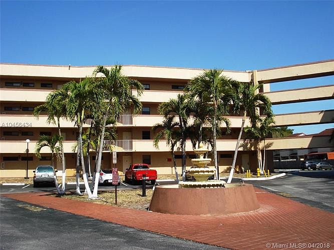 1st image of 18000 NW 68th Ave APT 306A