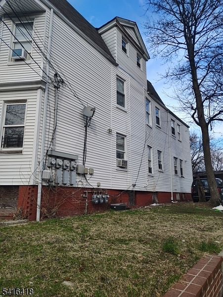 2nd image of 20 22Nd St