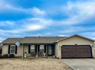 901 Colwood Dr, Paragould, AR 72450