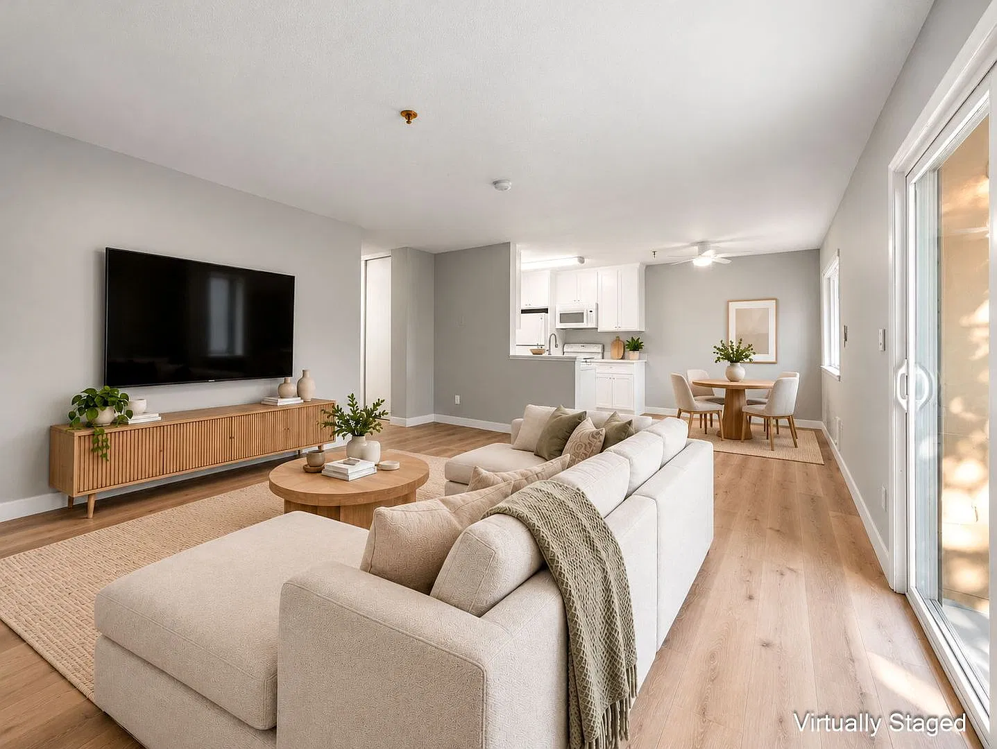 Downtown Livermore remodeled 2 bed 2 bath with washer and dryer — Photo 2