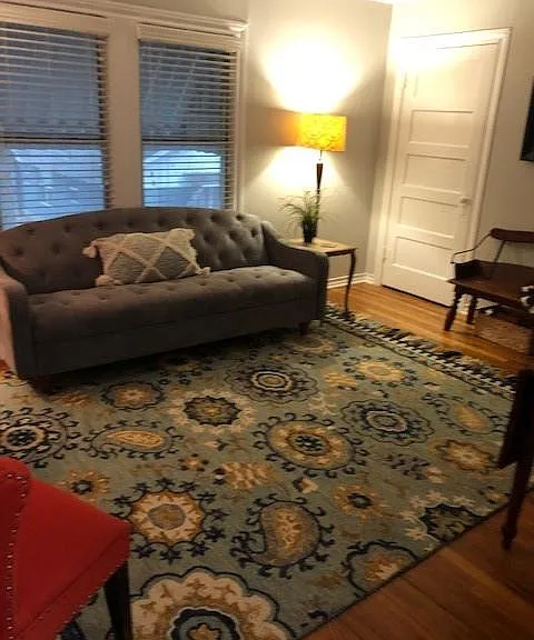 1818 Clover Ln — Photo 2