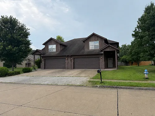 204 White River Dr #204 Photo 1