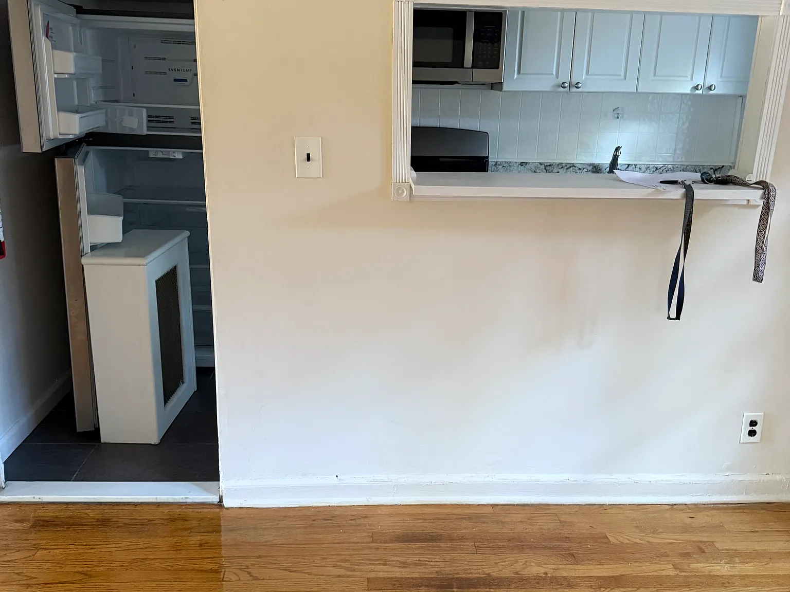 2 bed, 925 sqft, $2,300 — Photo 3