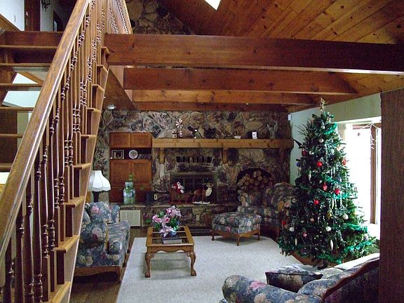 Lovely Natural Rock Decor