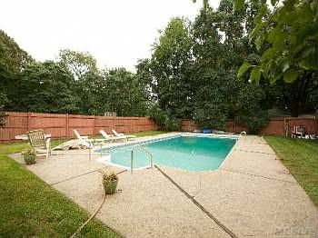 1st image of 570 Grimm Pl