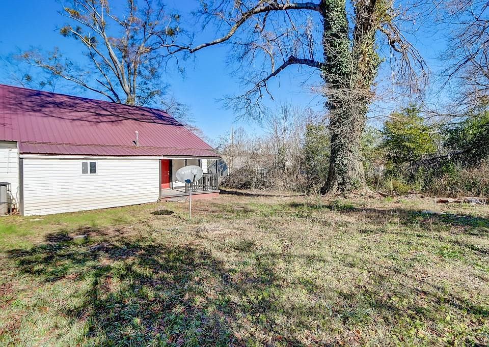 184 Poplar St, Griffin, GA 30223 MLS 7313542 Zillow