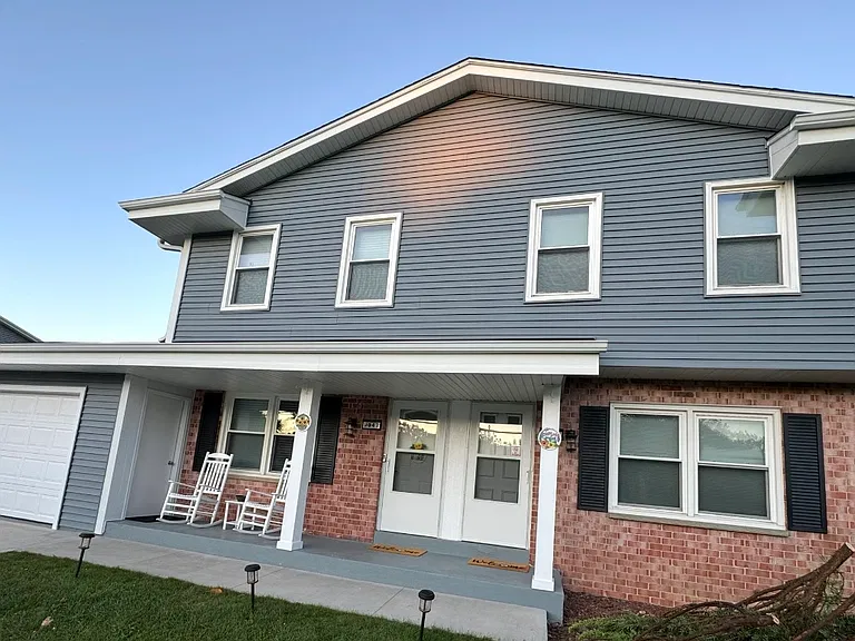 9045 S Chicago Ct — Photo 1