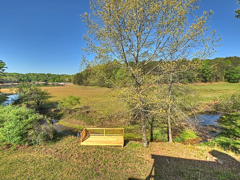 863 Woodland Dr — Photo 54