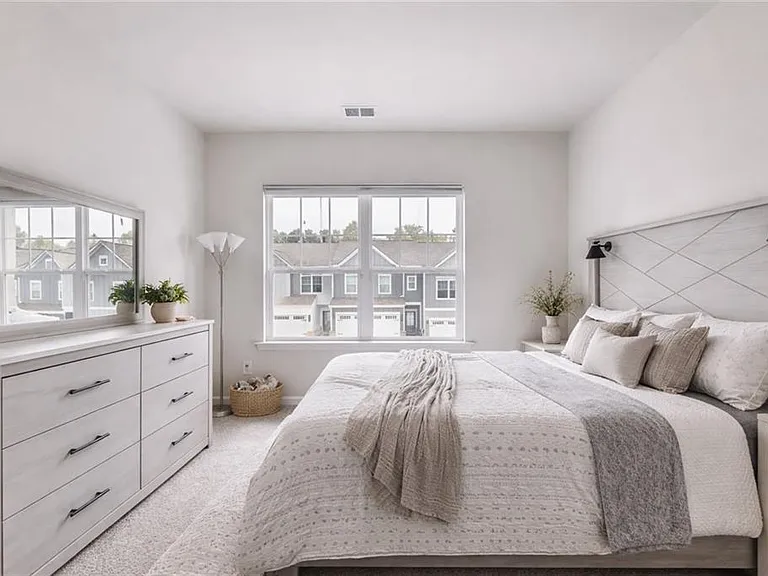 1123 Chastain Dr — Photo 11