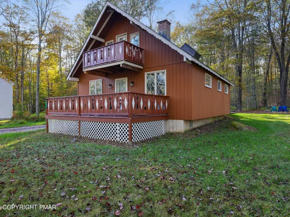 117 Shawnee Dr, Pocono Lake, PA 18347
