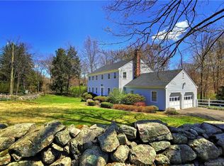 60 Cranbury Rd, Westport, CT 06880