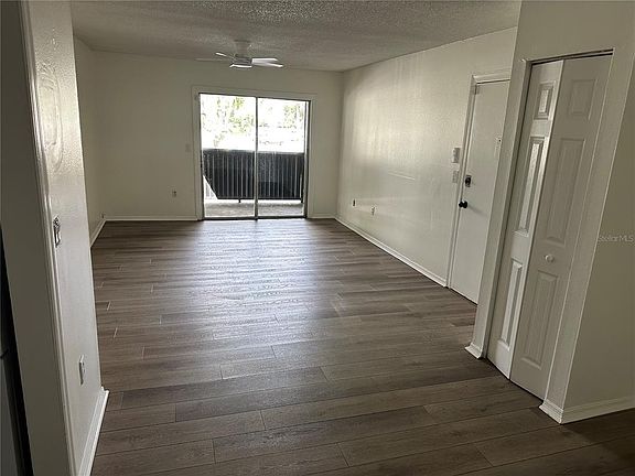 4th image of 936 LAKE DESTINY DR ## H