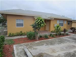 5th image of 245 NW 12th Ct APT 1