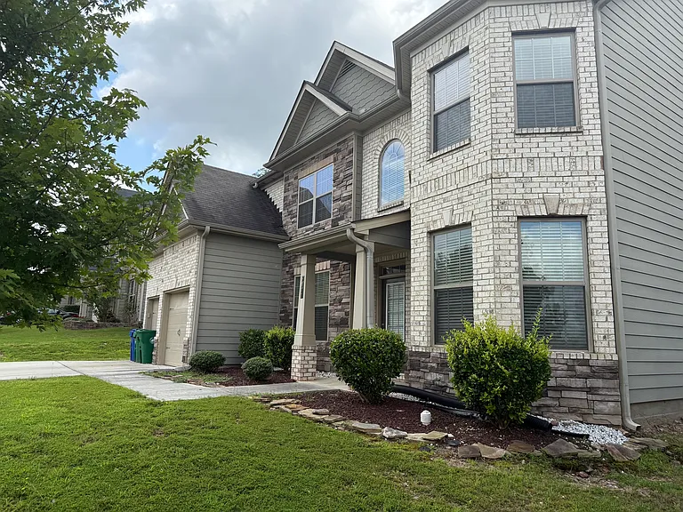 8071 Hillside Climb Way — Photo 9