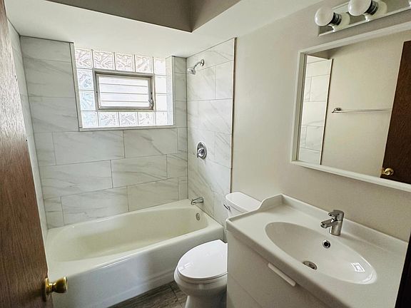 4th image of 7709 W Marwood Ave APT 1N