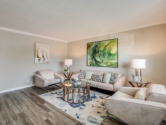 4th image of 5745 Park Manor Dr