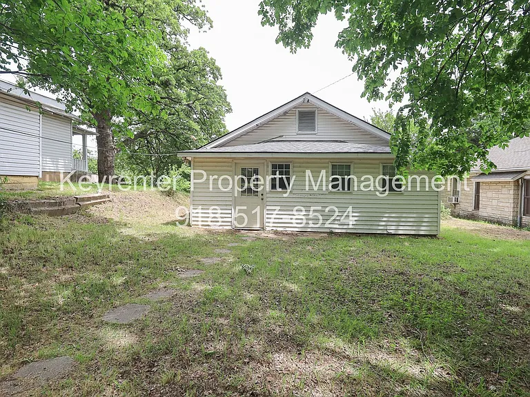 412 N McKinley Ave — Photo 20