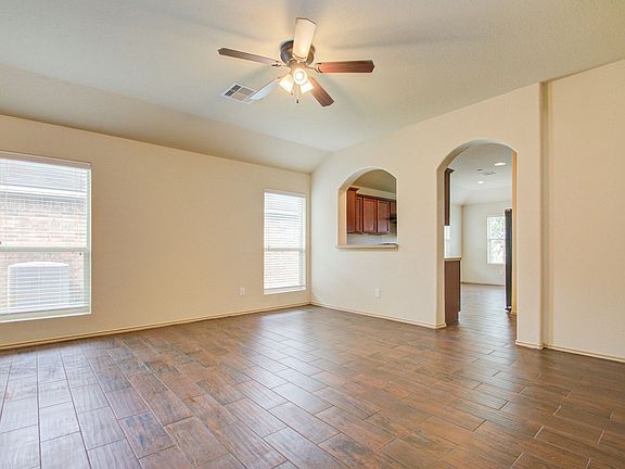 5th image of 3106 Cambridge Meadows Ln