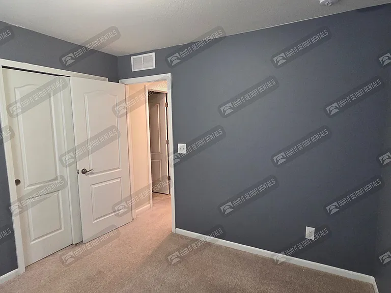 8151 Quincy Dr — Photo 27