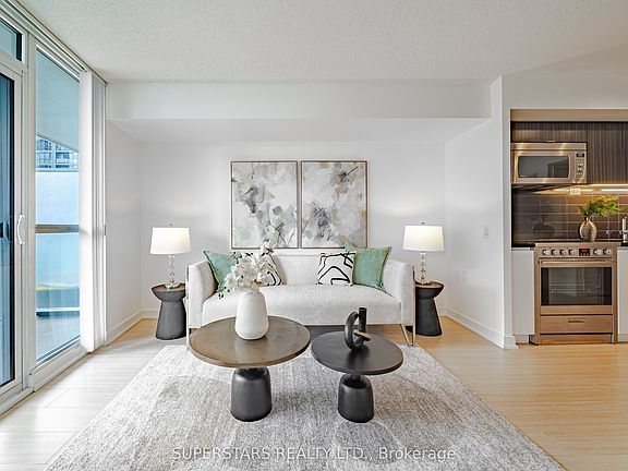 2nd image of 75 Queens Wharf Rd #1211