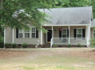 135 Serenity Dr, Smithfield, NC 27577